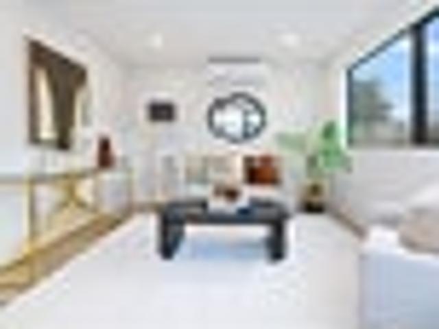 House for sale in Paremoremo