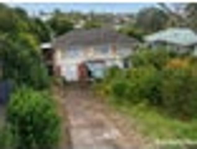 House for sale in New Windsor