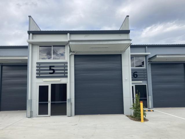 Warehouse for sale in Toombul, Queensland