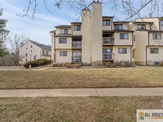 House for rent in Brick