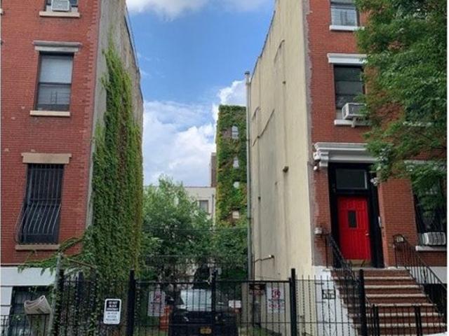 Land for sale in Newark