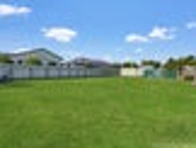 House for sale in Clive