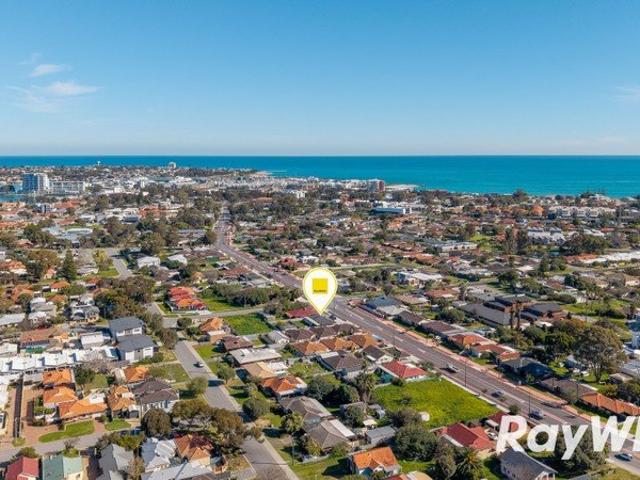 House for sale in Parklands, Western Australia