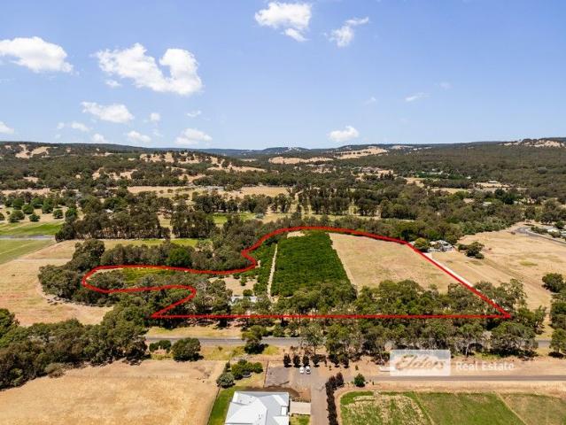 Cottage for sale in Harvey, Western Australia