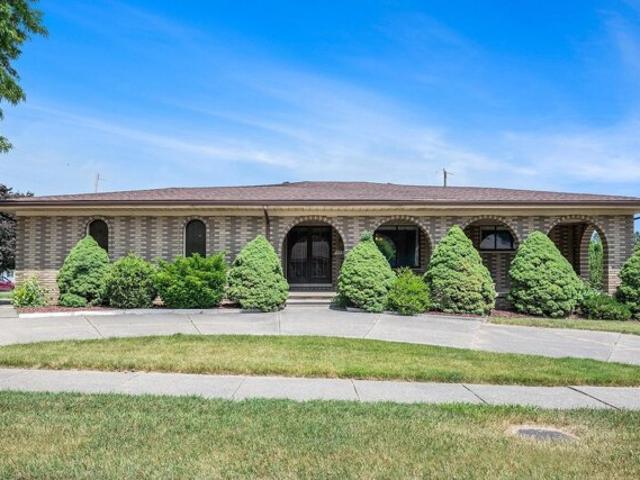 House for sale in Clinton Township
