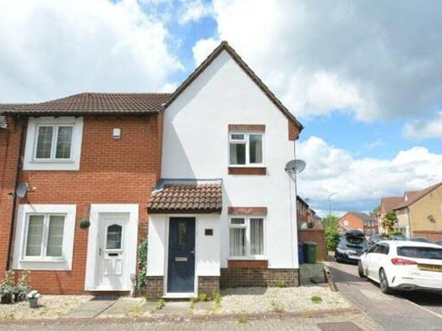 House for sale in Badgers Dene, Grays
