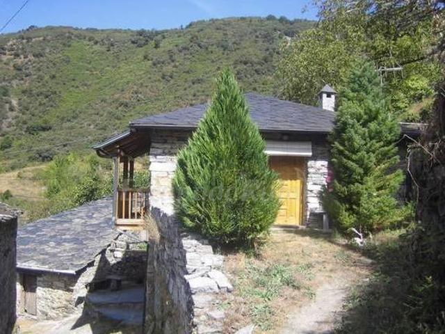 Casa en alquiler en Folgoso Do Courel, Galicia