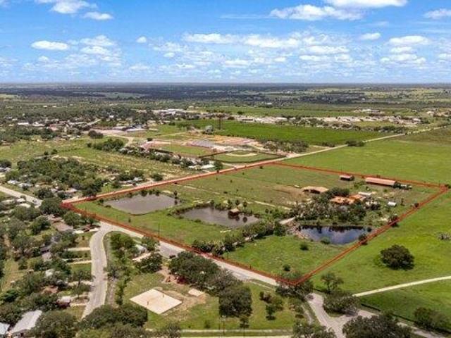 Land for sale in Medina, Texas