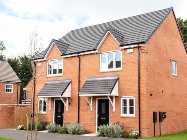 House for sale in Green Close, Warwickshire