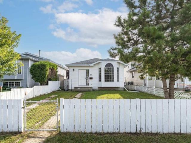 House for sale in Devon, Alberta
