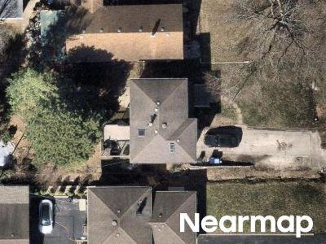 House for sale in Lisle, Illinois