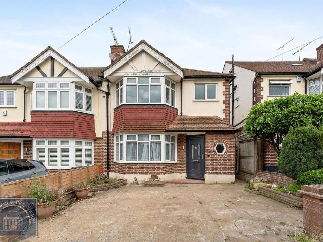 House for rent in Buckhurst Hill, Epping Forest