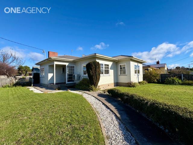 House for rent in Devonport, Tasmania