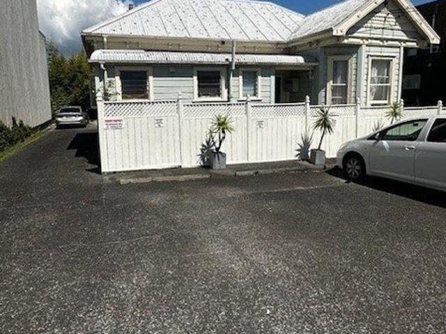 Apartment for rent in Belmont, Devonport-Takapuna