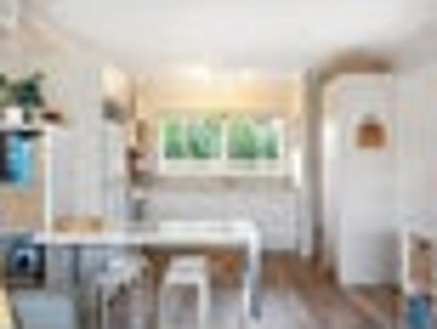 Apartment for rent in Narrow Neck, Oroua County