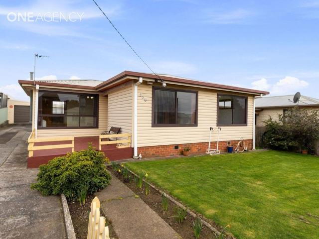 House for rent in Devonport