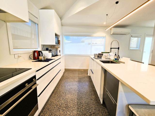 House for rent in Cheltenham, Devonport-Takapuna