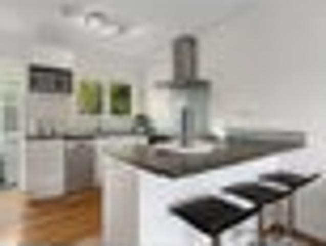 Apartment for rent in Narrow Neck, Oroua County