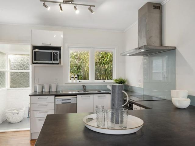 Apartment for rent in Wairau Valley