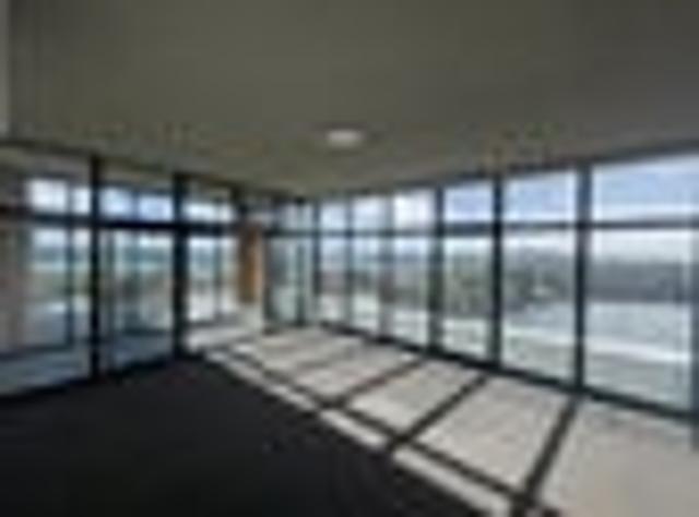 Apartment for rent in Stanley Point, Devonport-Takapuna