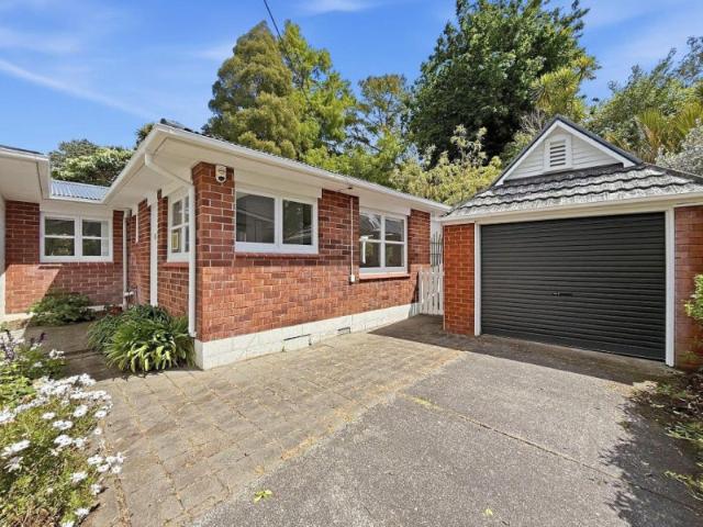 Apartment for rent in Vauxhall, Devonport-Takapuna