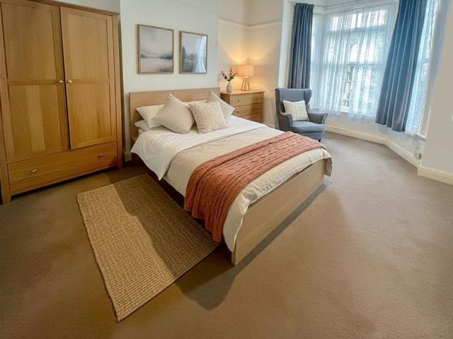 Room for rent in Shepherd's Bush, Greater London