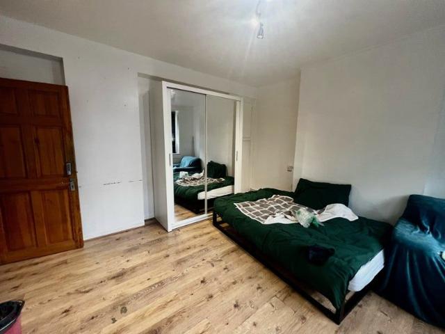 Apartment for rent in Bromley-by-Bow, Bow