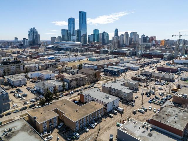 Apartment for rent in Wedgewood, Alberta