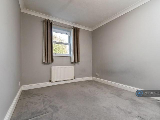 Apartment for rent in London Borough of Sutton, Greater London