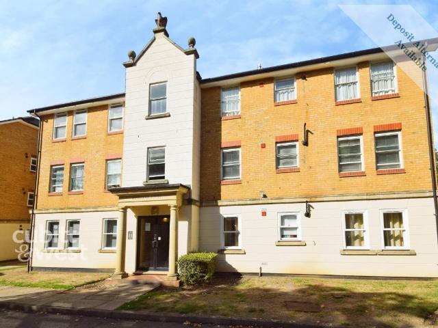 Studio for rent in London Borough of Sutton, Greater London