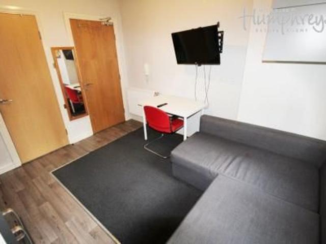 Studio for rent in Ladywood, West Midlands