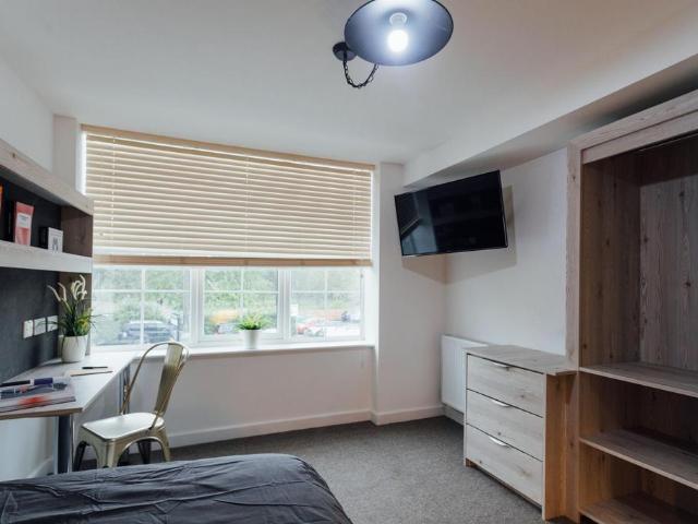 House for rent in Elmfield, Leicestershire