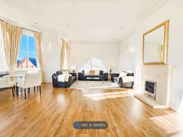 House for rent in Fairlop, Greater London