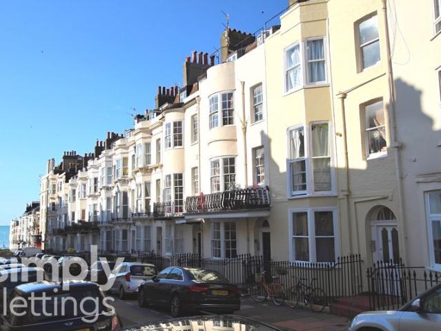 Studio for rent in Queen's Park, Brighton & Hove