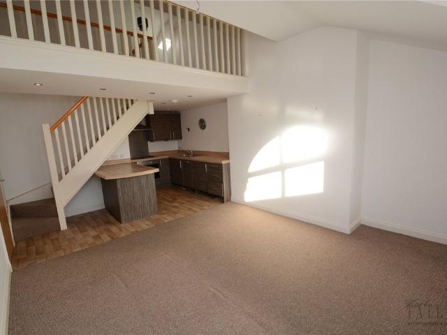 Apartment for rent in Claughton, Oxton