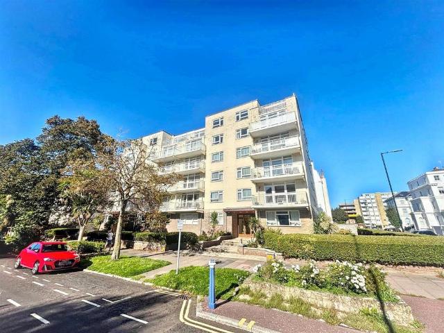 Apartment for rent in Meads, Eastbourne