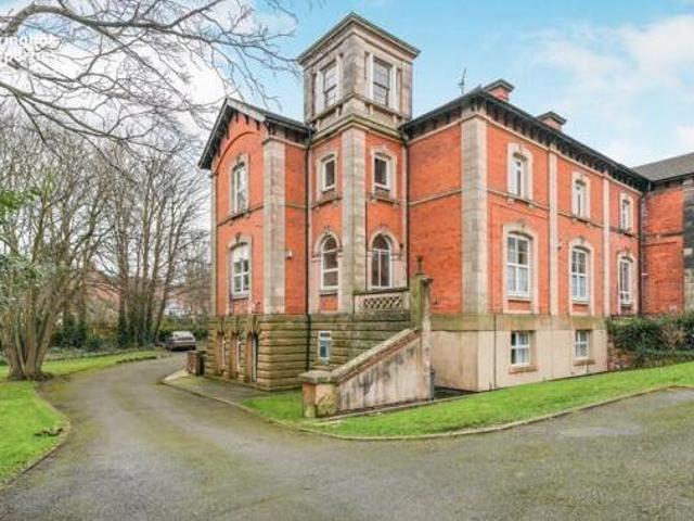 House for sale in Birkenhead, Liverpool City Region