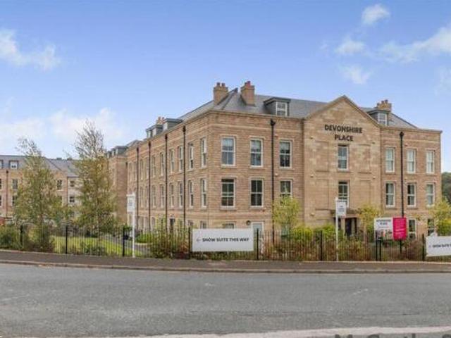 House for sale in Charlesworth, East Midlands