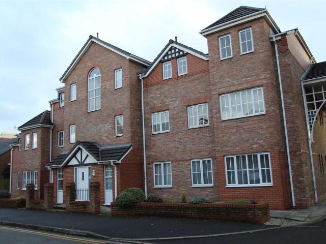 Apartment for rent in West Timperley, Trafford