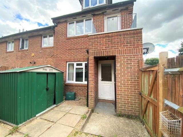 House for rent in The Wrythe, Greater London