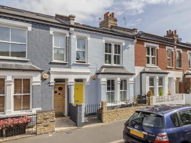 Apartment for rent in London Borough of Hounslow, Greater London