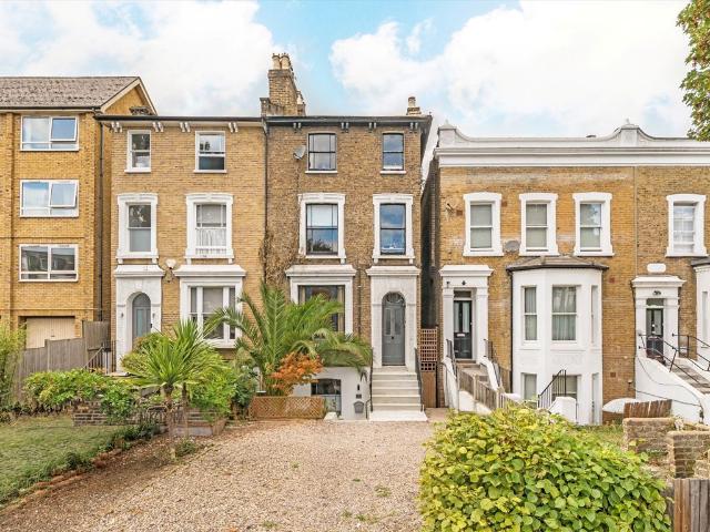 Apartment for rent in London Borough of Lewisham, Greater London