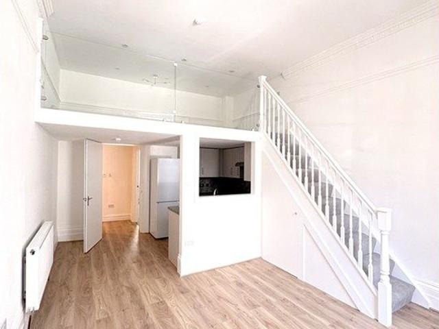 Apartment for rent in Bayswater, Greater London