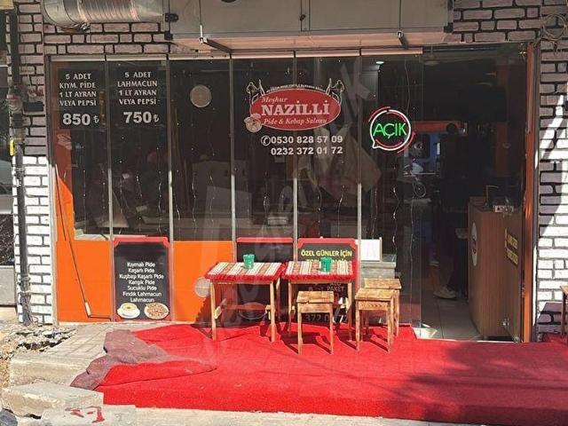 Karşiyaka, İzmir içerisinde satılık Dükkan