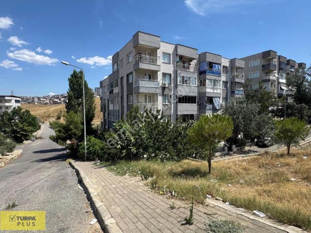 Karabağlar, İzmir içerisinde satılık mülk