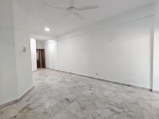 Apartment for sale in Country Heights Damansara, Kuala Lumpur