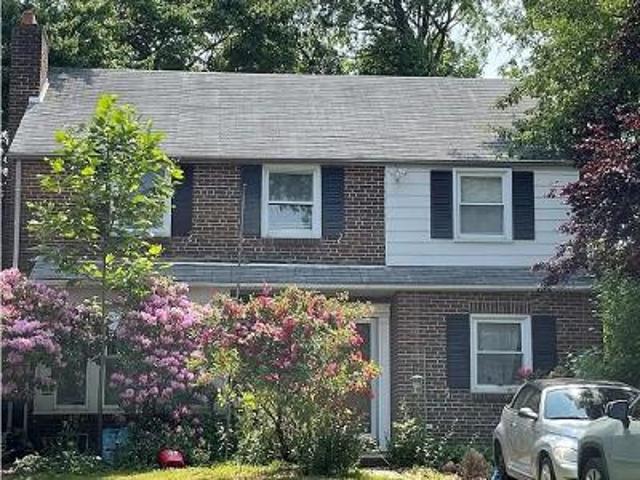 House for sale in Cheltenham