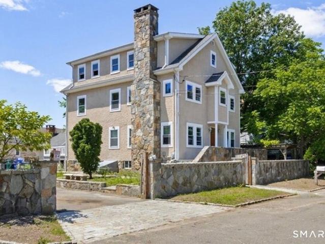 House for sale in Stratford, Connecticut