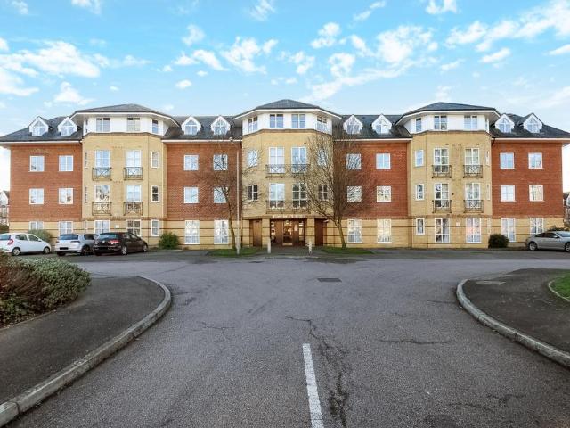 Apartment for rent in St Albans, Five Acres