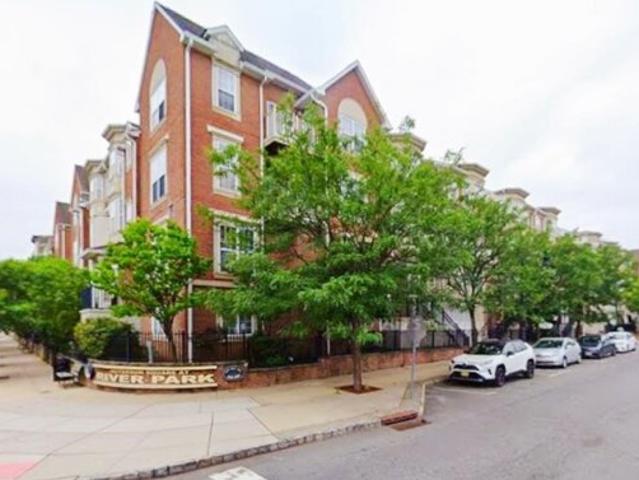 Condo for sale in Harrison, Hudson County